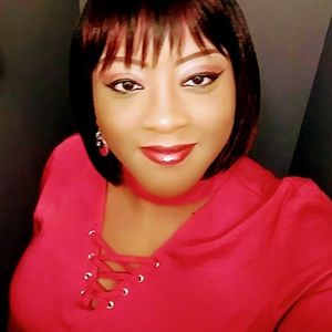 Meet your Posher, Dee
